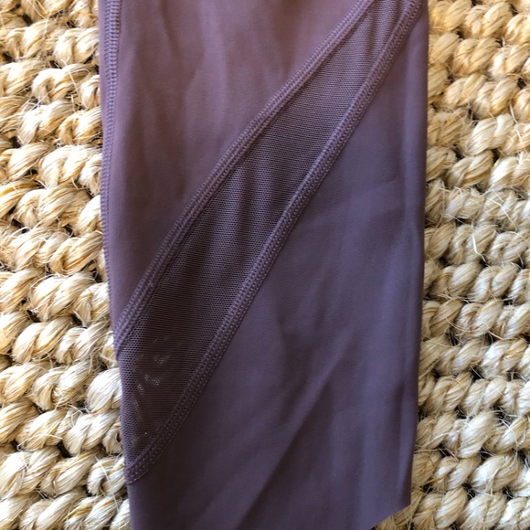 Lululemon Wonder under High-rise Scallop Hem 23” Roll Down in Full on Luxtreme - Picture 5 of 7